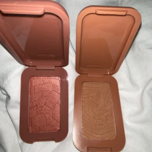 Buttermelt blush och bronzer - Nyx  - Buttermelt blush (filing butta) och bronzer (butta ballin), använda nån gång men inte mycke och inga direkta tecken som man ser på bild 1, skriv vid intresse eller blir bilder🩷🤎