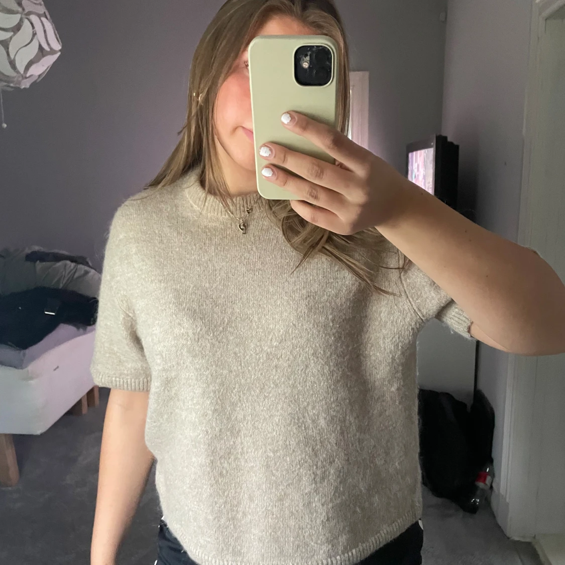 Beige stickad kortärmad topp - 1