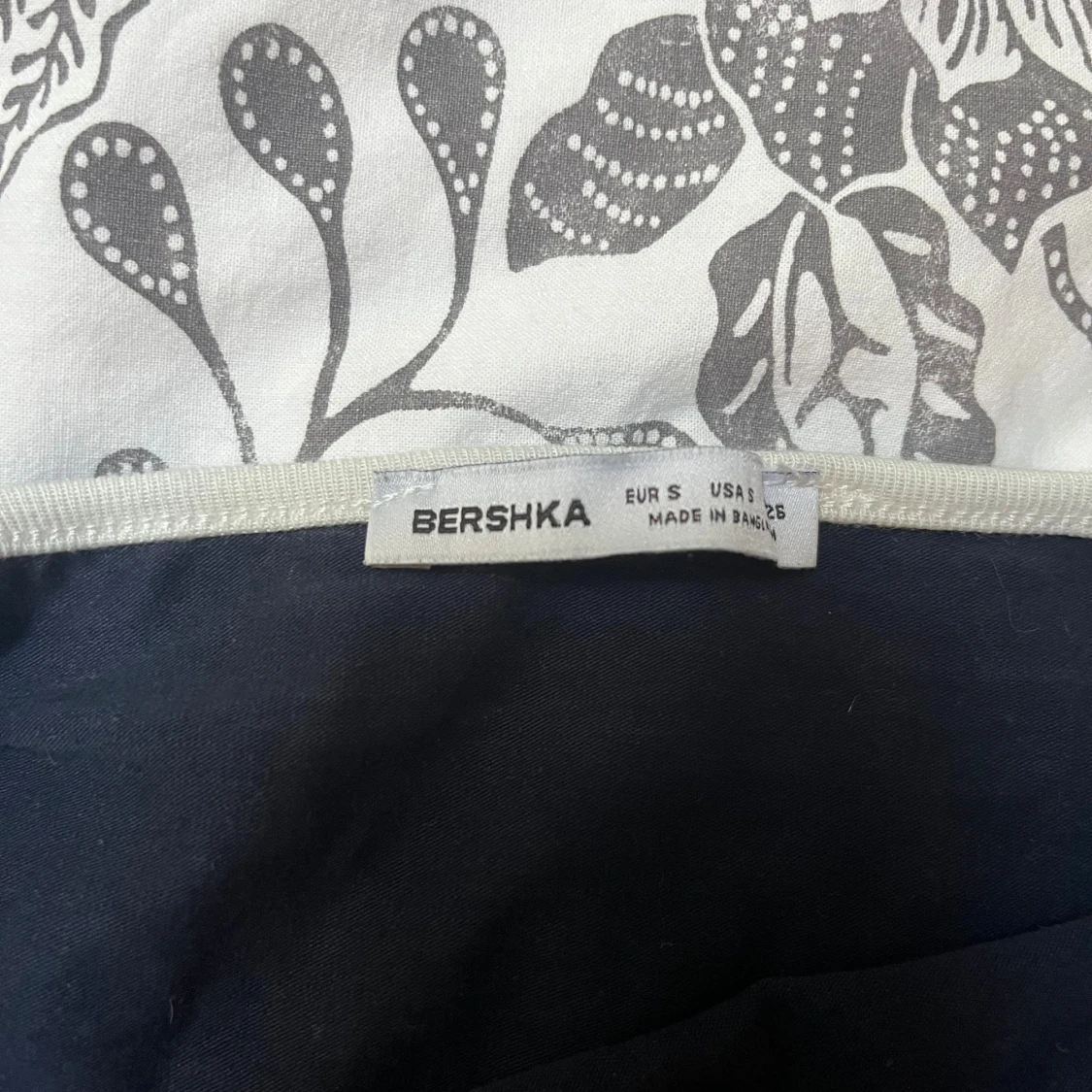 Mörkblå linnetopp från Bershka - 2
