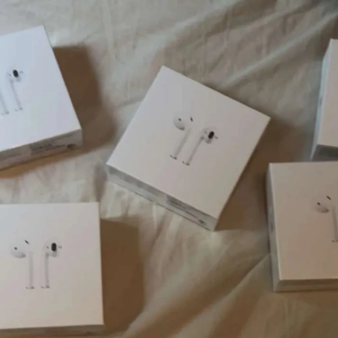 AirPods 2nd generation - 3