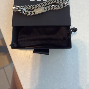 Boss herr armband  - Helt ny med paket