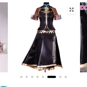 DokiDoki megurine luka cosplay med peruk  - Bara provad och peruken är bara crimpad på några sektioner // ”circuit boarden” är inte på arm saken // all accessoarer kommer med // asiatisk M // kontakta för mer bilder // kontakta innan du köper 