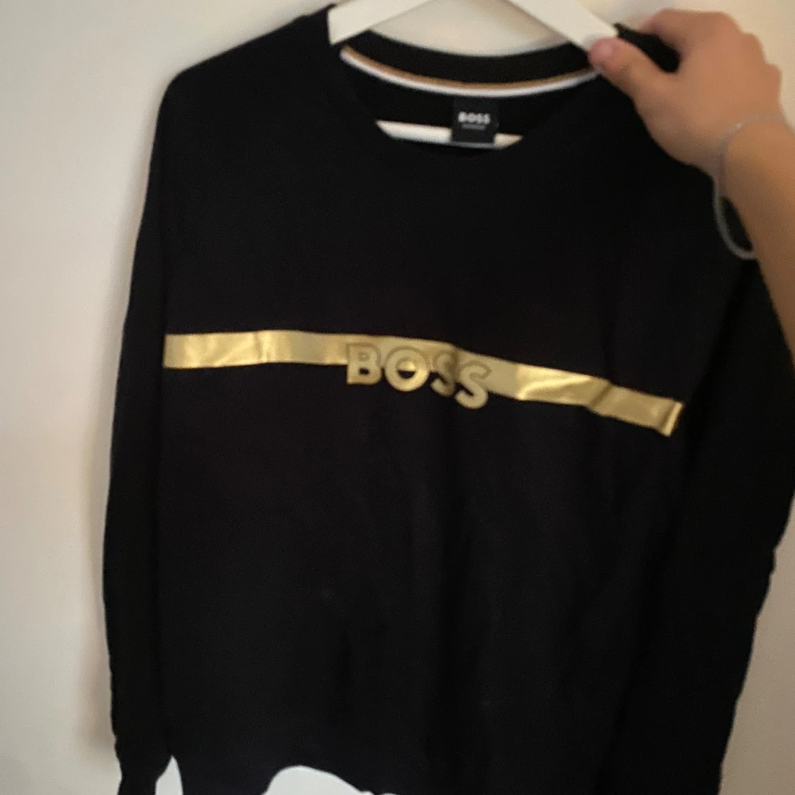 Svart långärmad tröja från BOSS