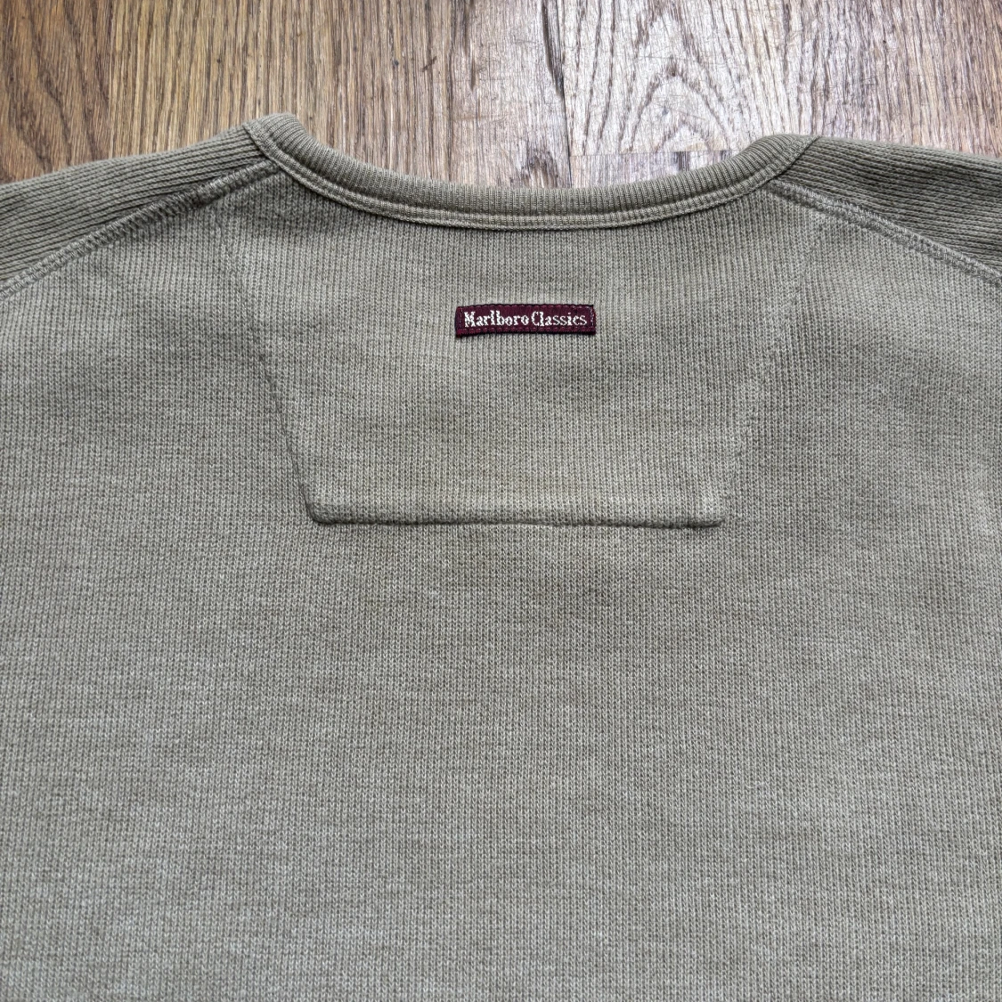 Beige v-ringad tröja Marlboro Classics - 4