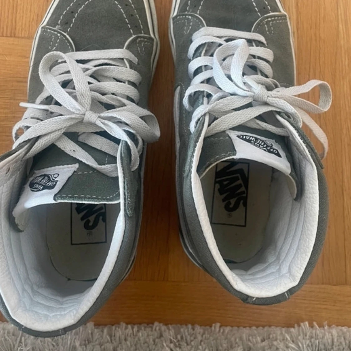 Gröna Vans Sk8-Hi sneakers - 2