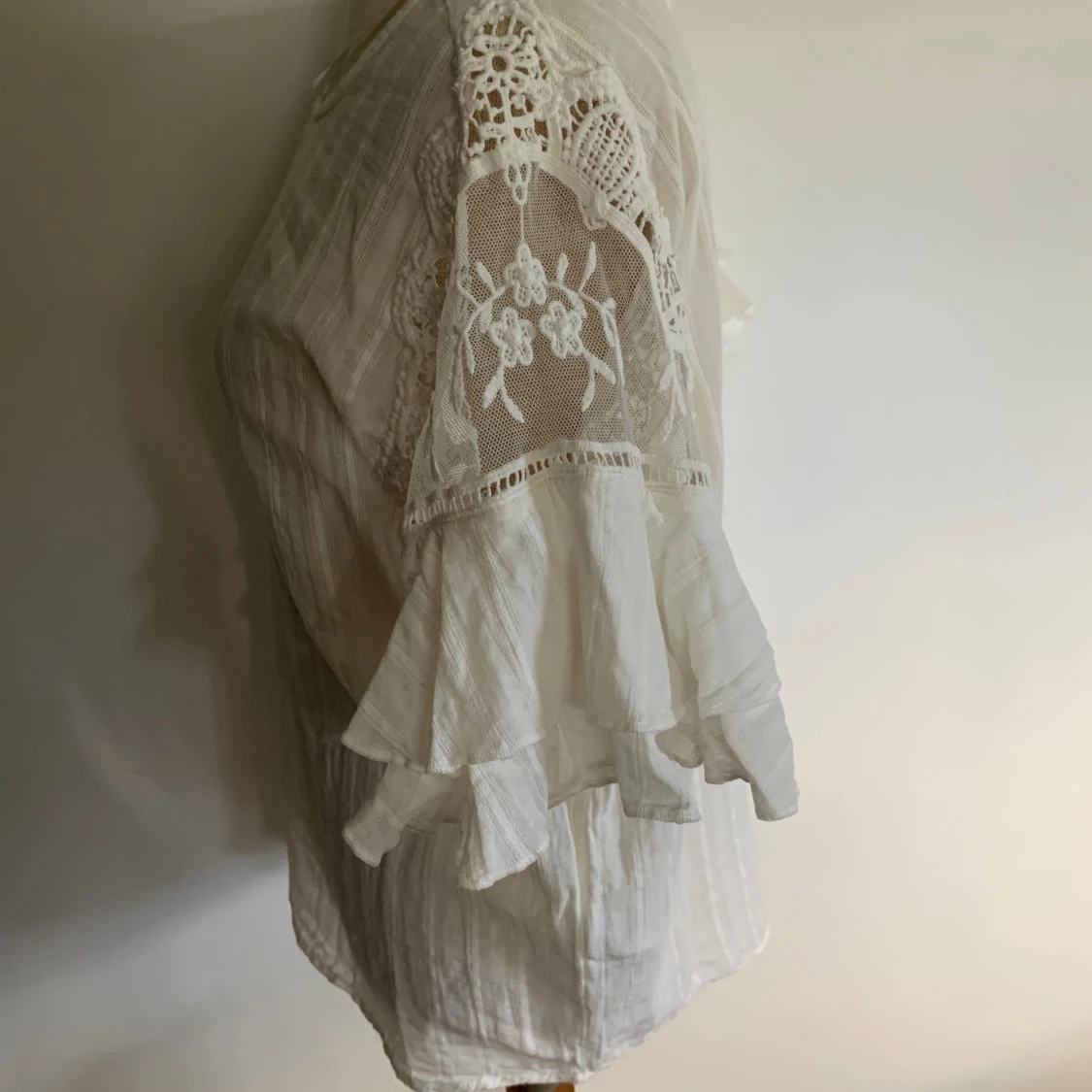 Vit blus med spets från Esprit - 2