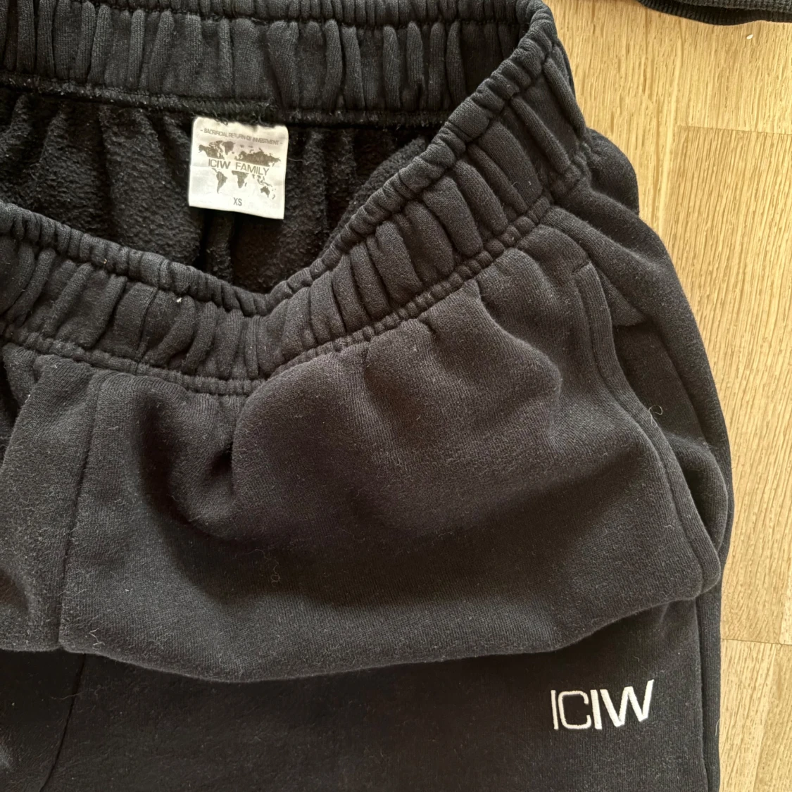 Svarta mjukisset från ICANIWILL - 2