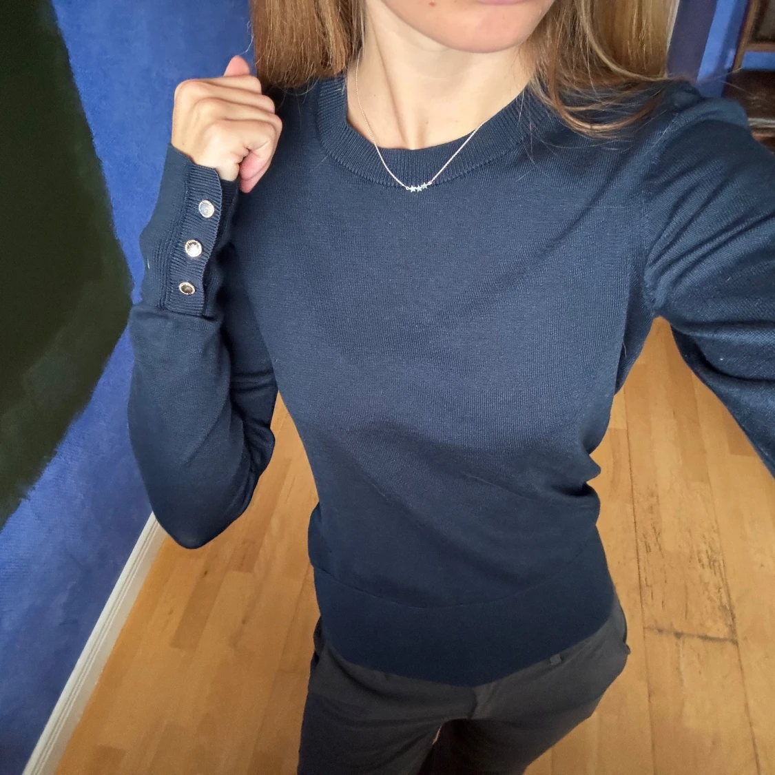 Marinblå finstickad tröja  - 2