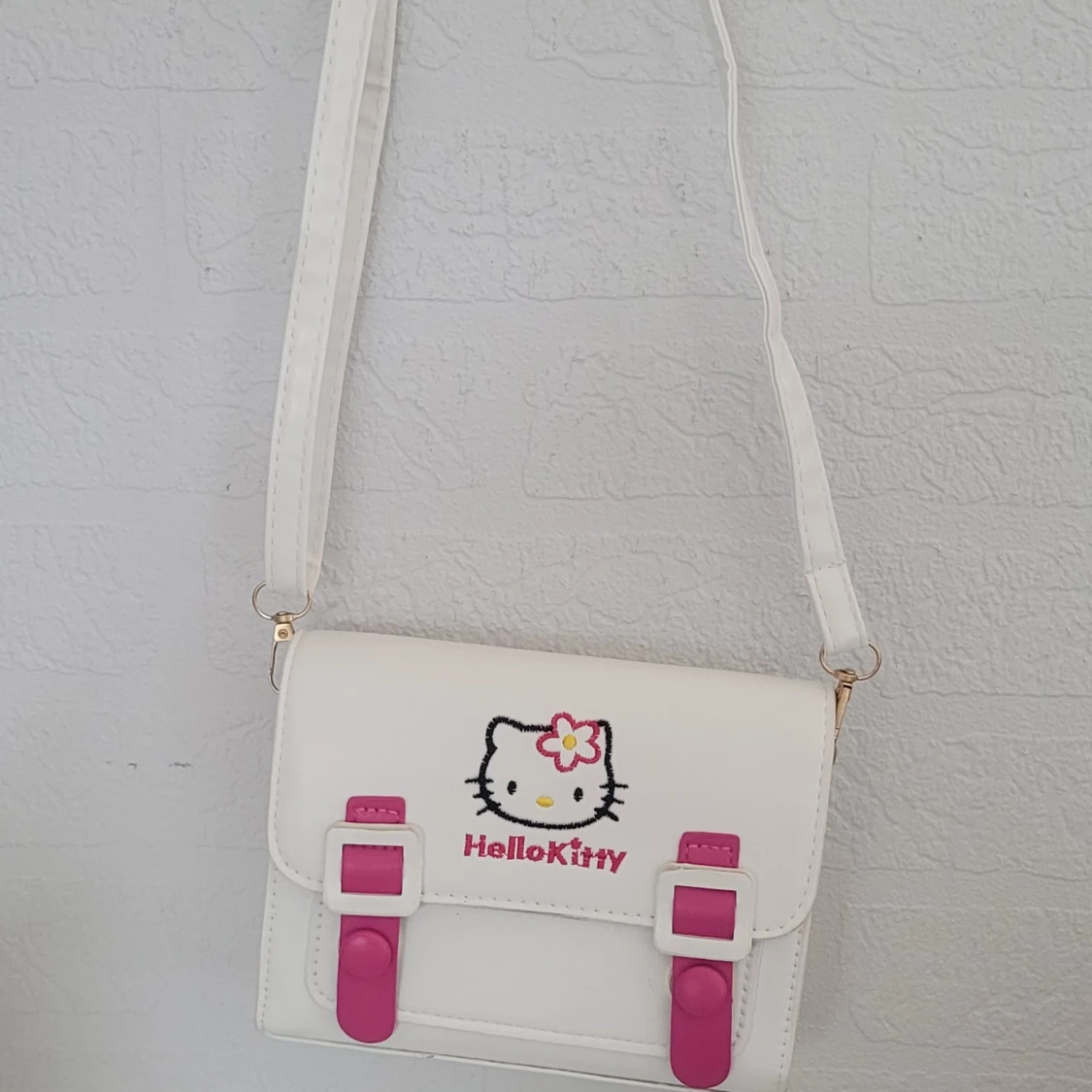 Hello Kitty axelväska i vitt och rosa - 1