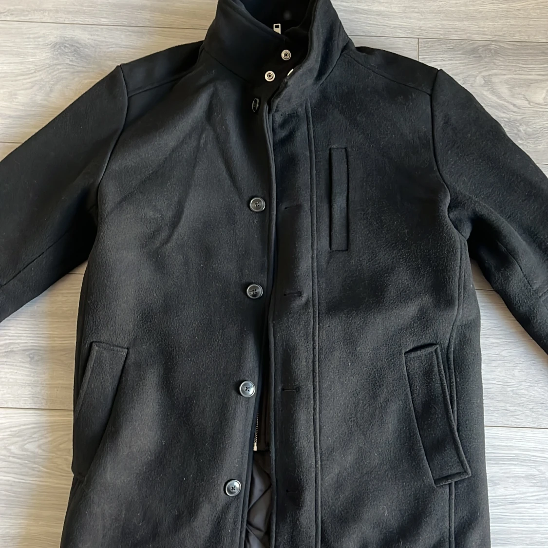 Svart rock från Jack & Jones, storlek L - 1