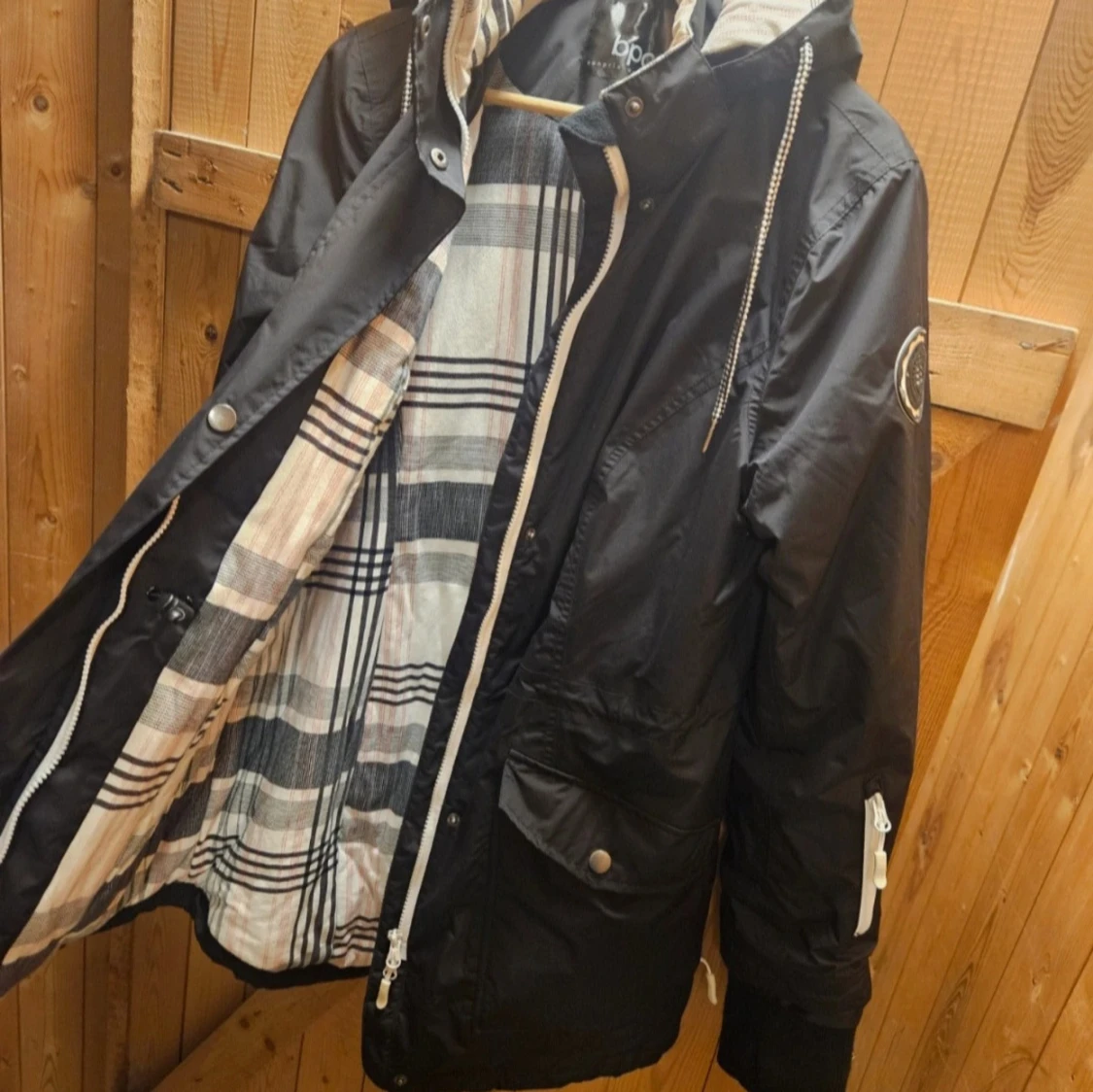 Svart parkajacka från bpc med huva - 1