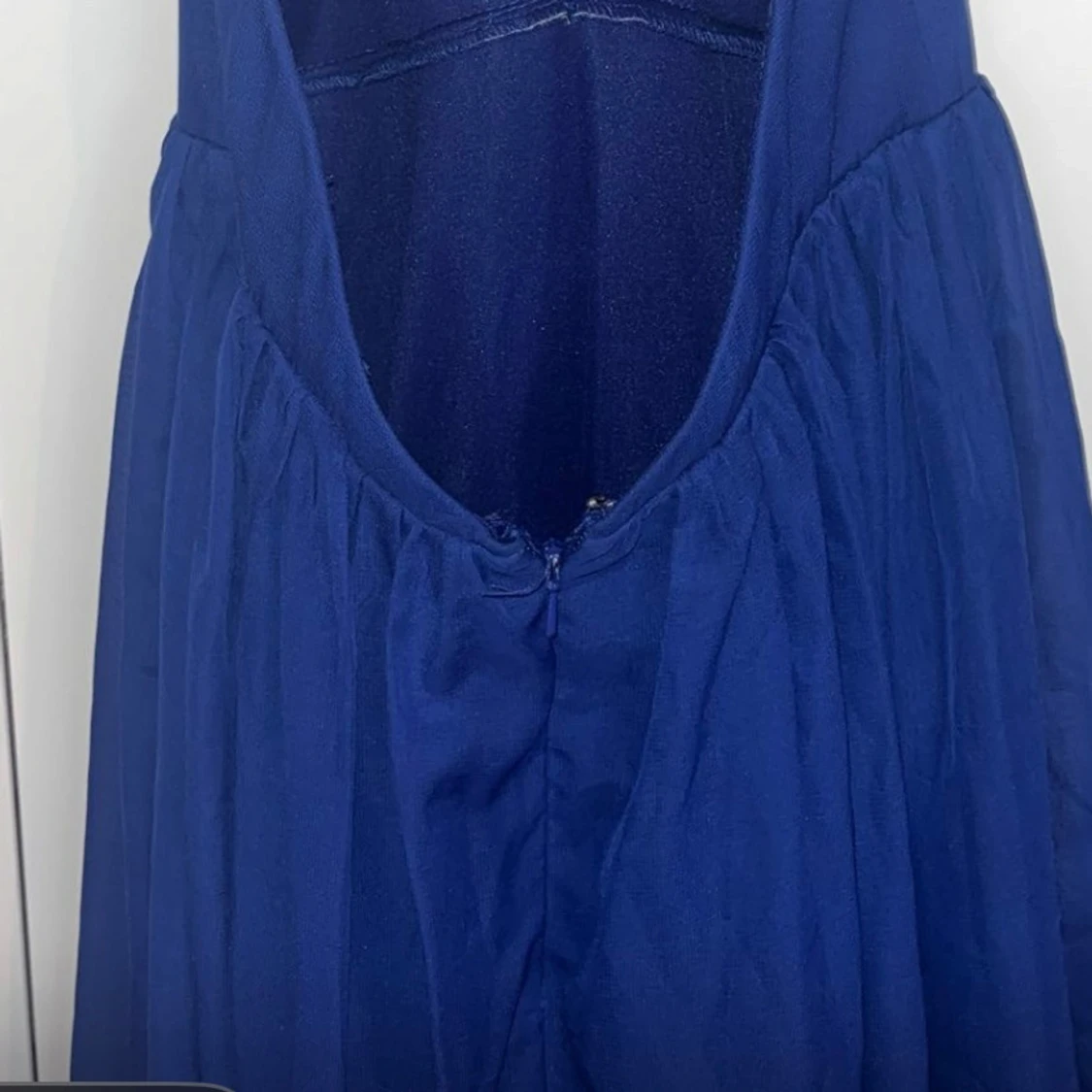 Blå långklänning från NLY Trend - 2