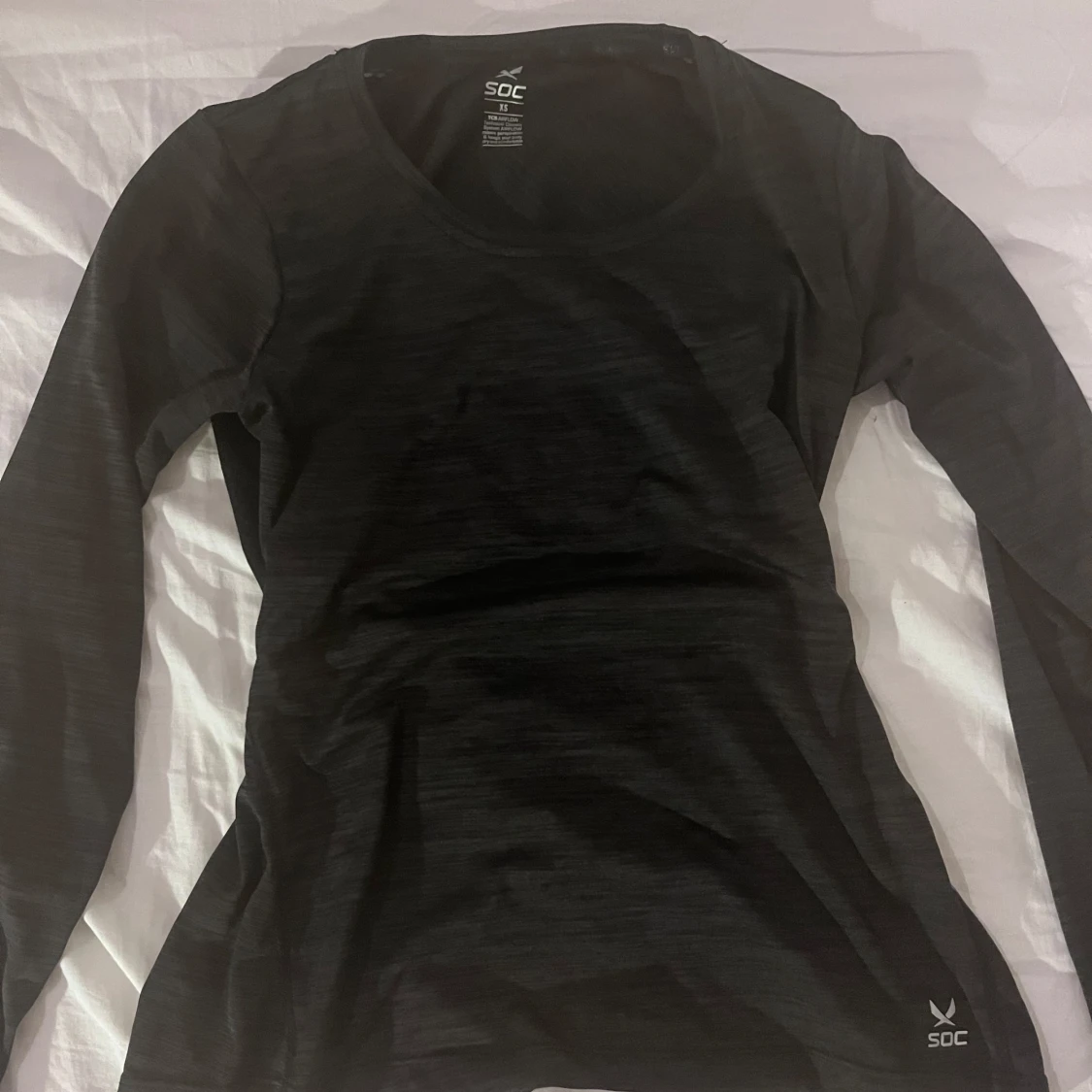 Svart tajt långärmad träningströja SOC - 2