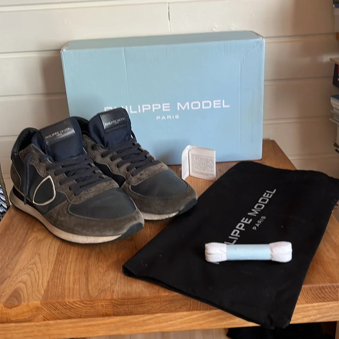 Philippe Model sneakers i mocka och skinn - 4