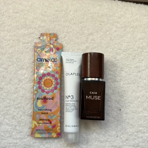 Skönhetskitt - CAIA Muse Eau de Parfum 15ml cirka halva kvar se bild  . Amika engångs hårmask 💖 Olaplex nummer 3 20ml