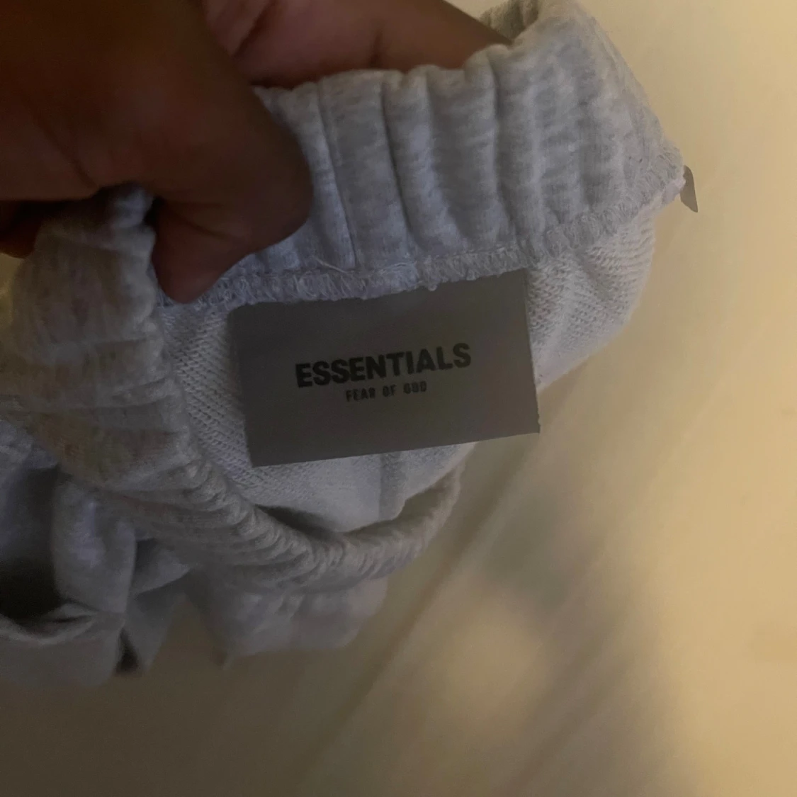 Grå Essentials Fear of God shorts - 3