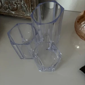 Sminkhållare  - En fin förvaring för sminkborstar osv 