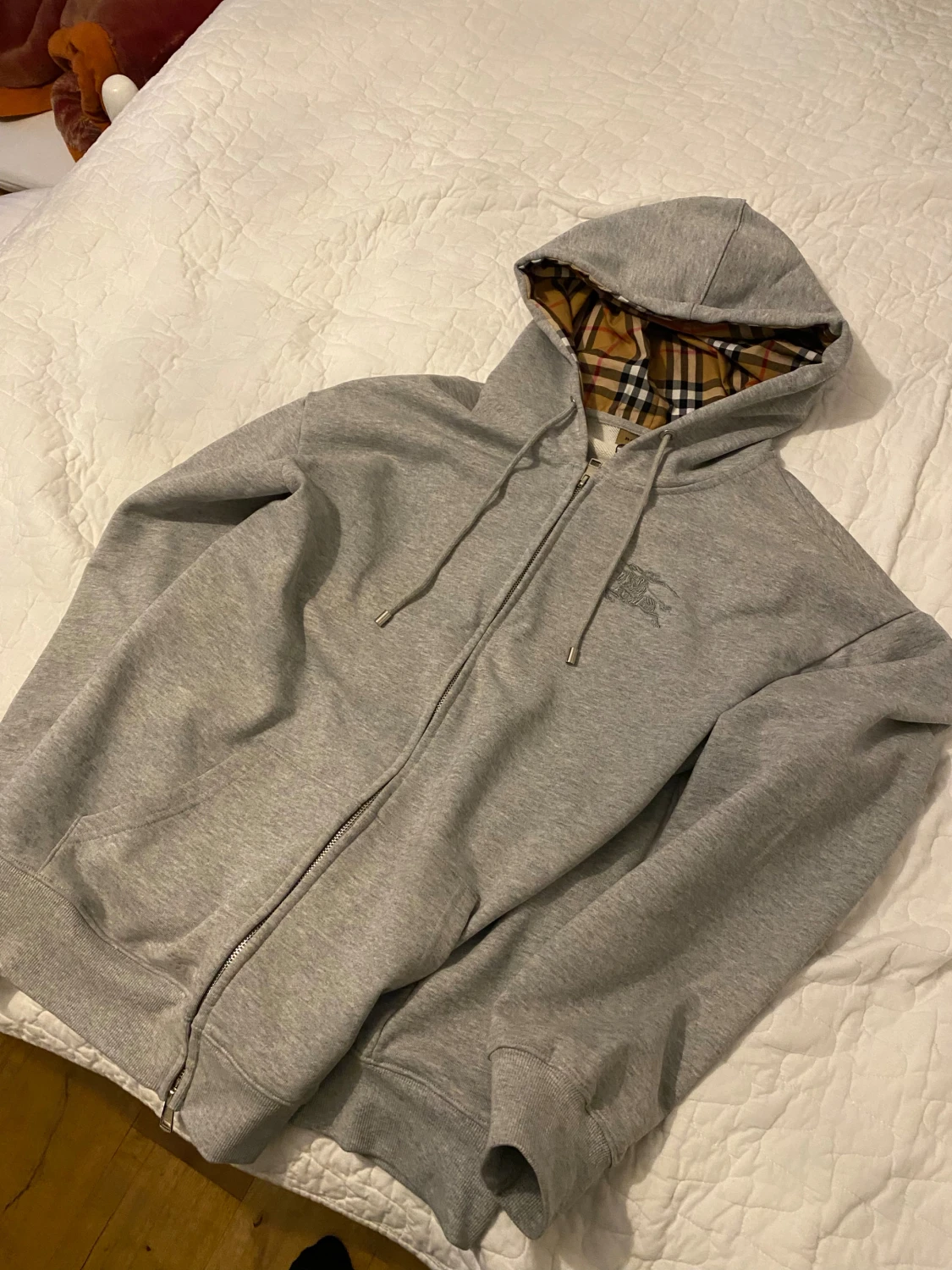 Grå zip-hoodie från Burberry