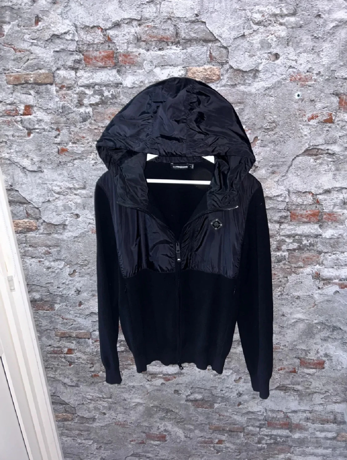 Svart cardigan från J.Lindeberg - 5