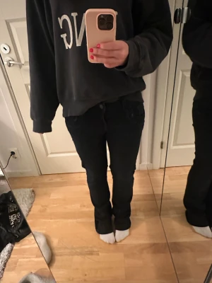Ltb valerie jeans - Super snygga Ltb valerie jeans som tyvärr inte används längre❣️ pris kan diskuteras. Tryck gärna på köp nu😇