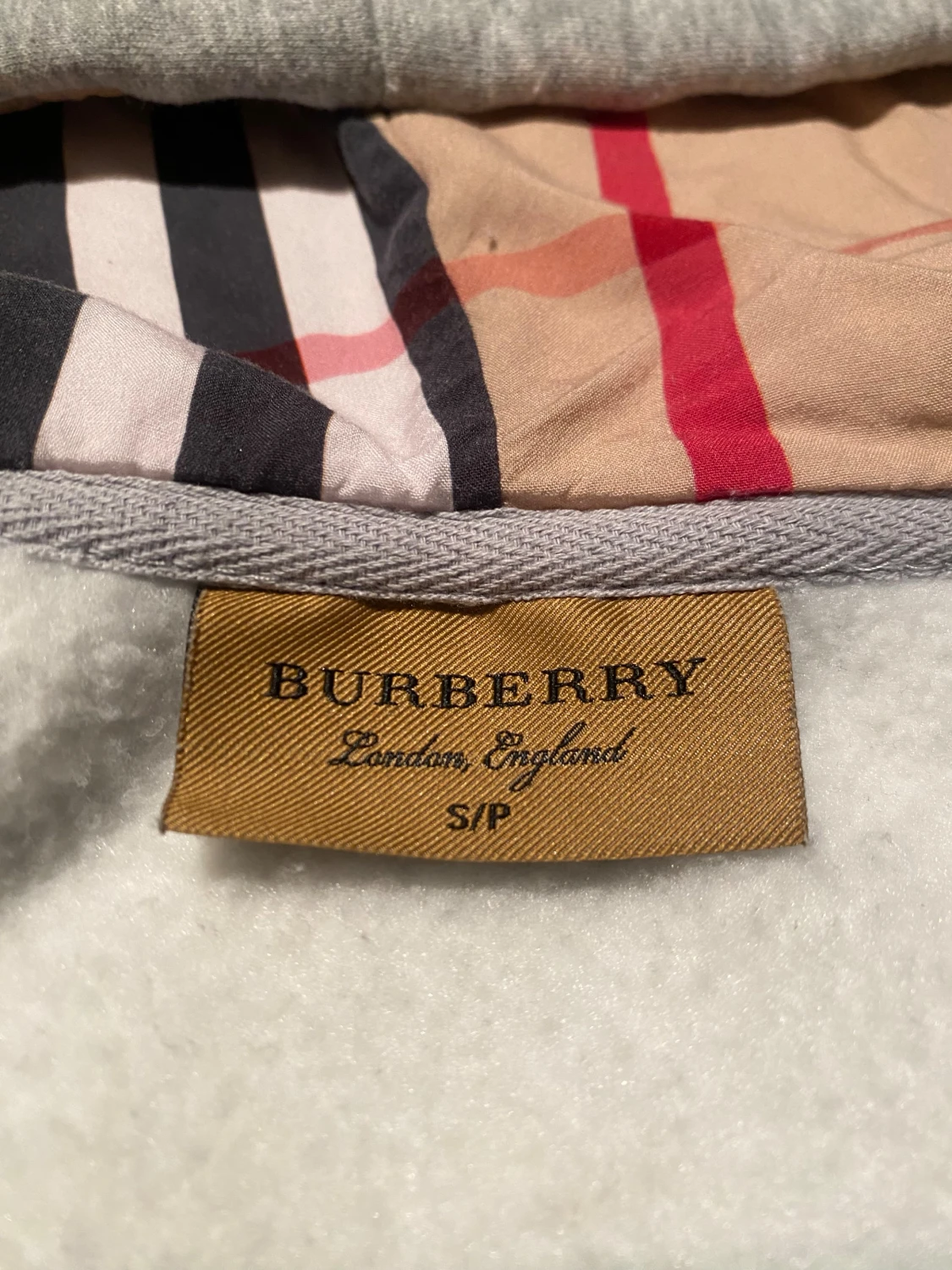 Grå hoodiejacka från Burberry - 1