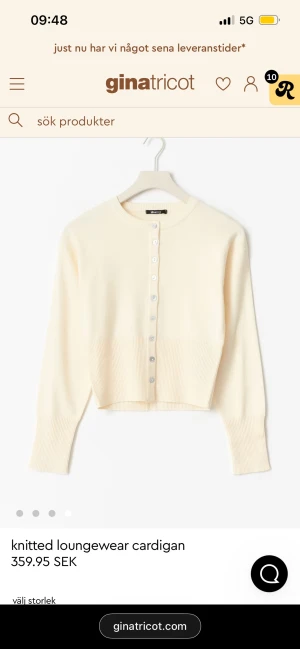 Tröja från ginatricot - Säljer denna tröjan från Gina. Storlek M men sitter som en S. Använd endast 1 gång🌺Postar fort