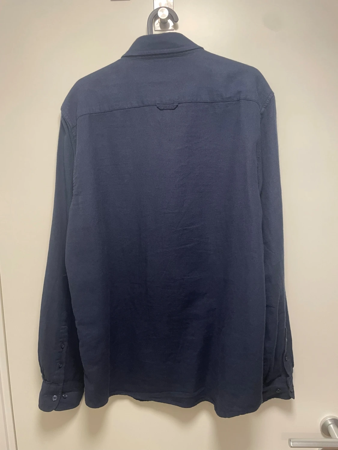 Mörkblå linneskjorta från Strömberg - 1