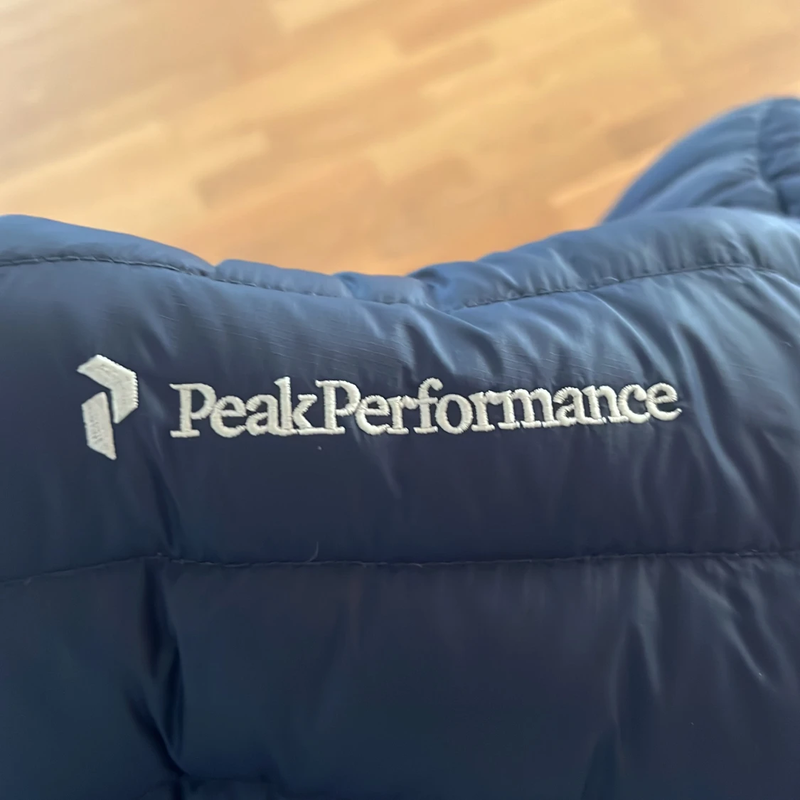 Mörkblå dunjacka Peak Performance - 3