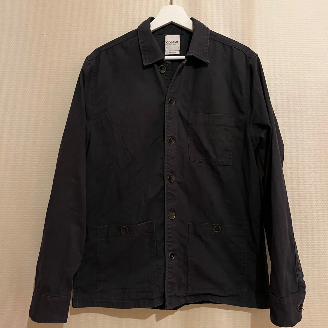 Svart Dobber Overshirt 