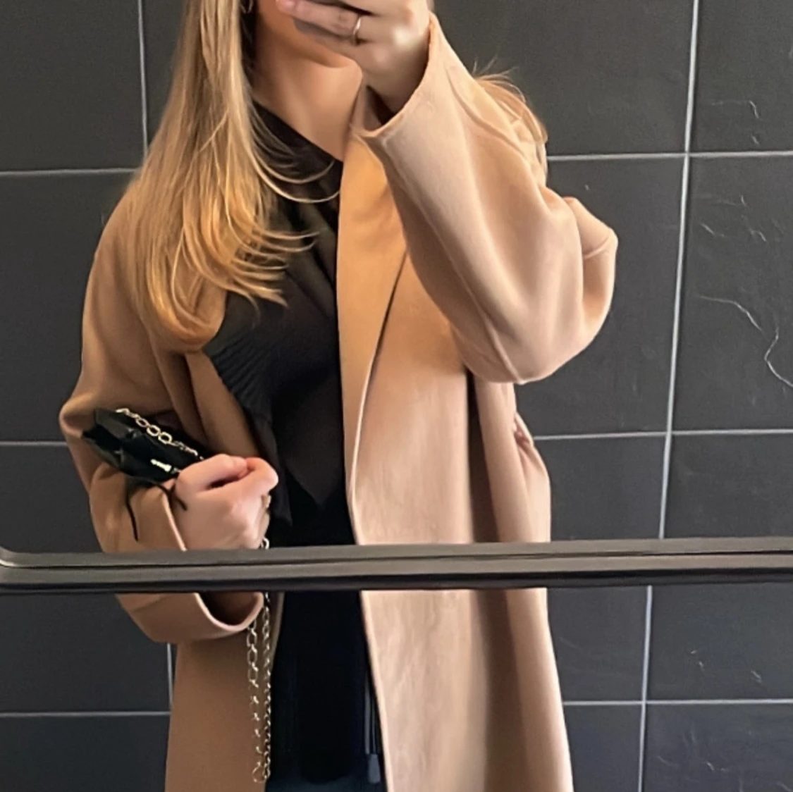 Beige kappa med bälte mango ull  - 3