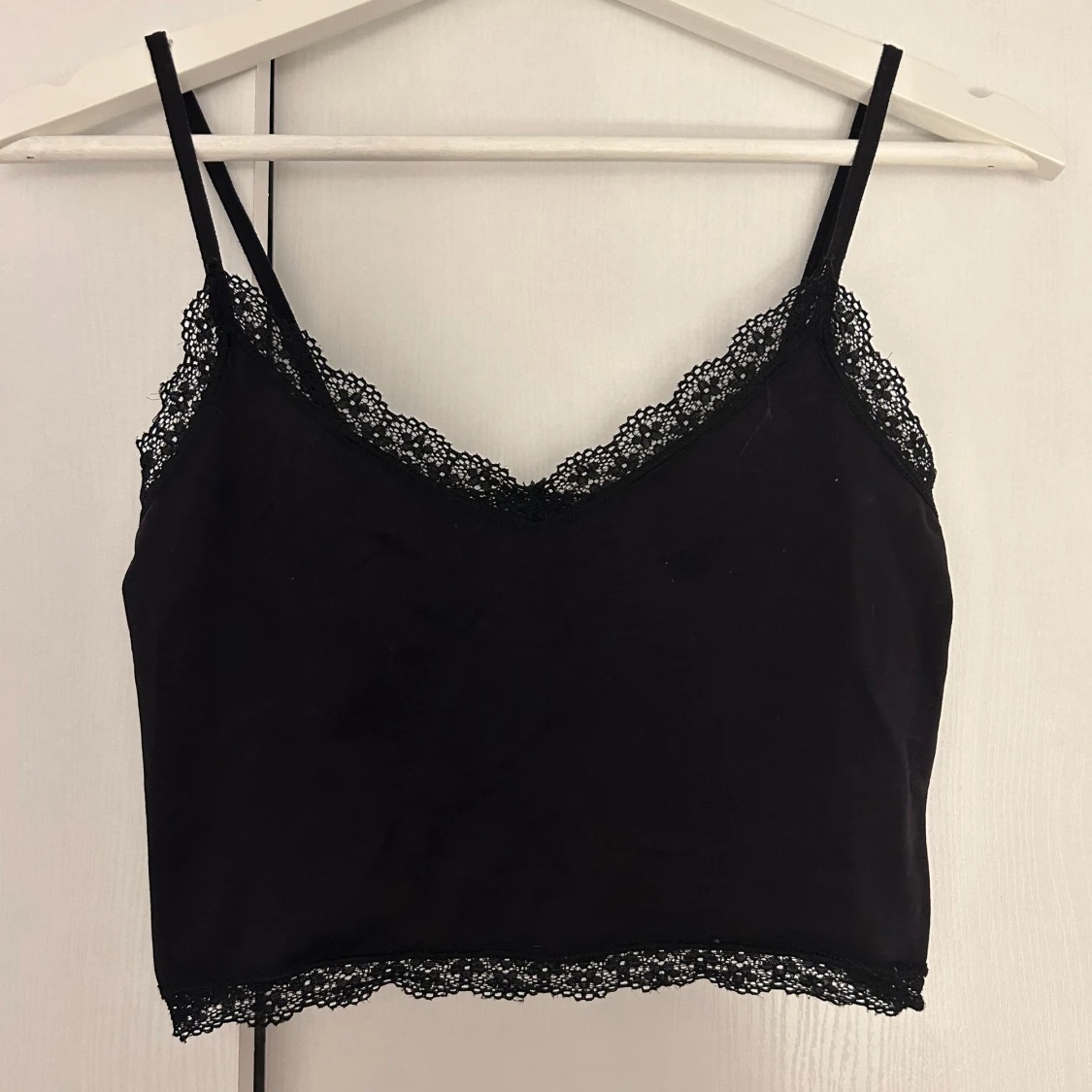 Svart spetslinnetopp från Even&Odd - 1