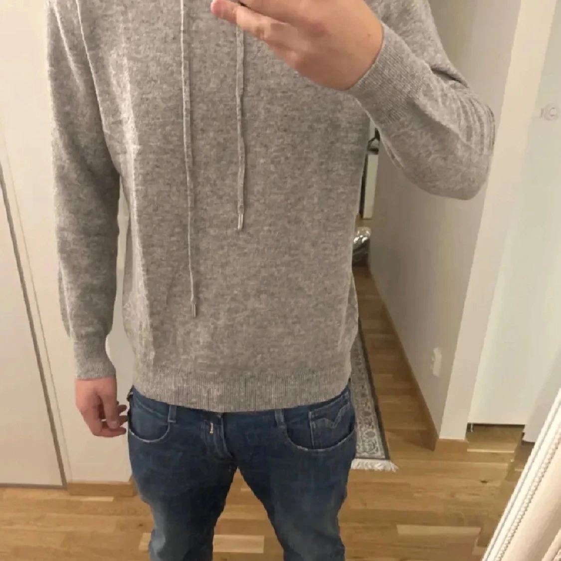 Grå Kashmir hoodie - 3