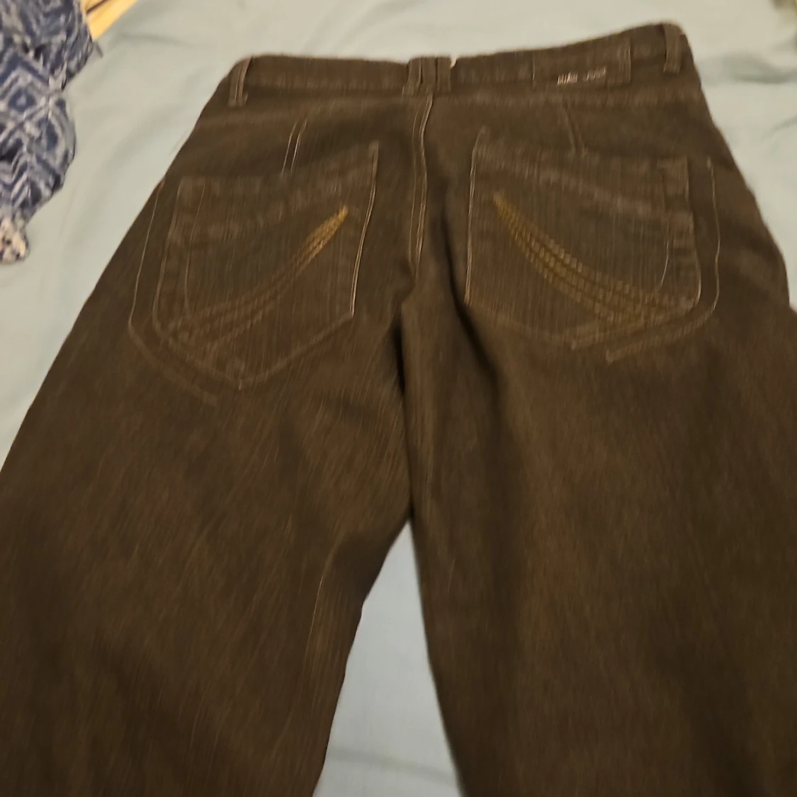 Bruna jeansbyxor från Marc Lauge - 1