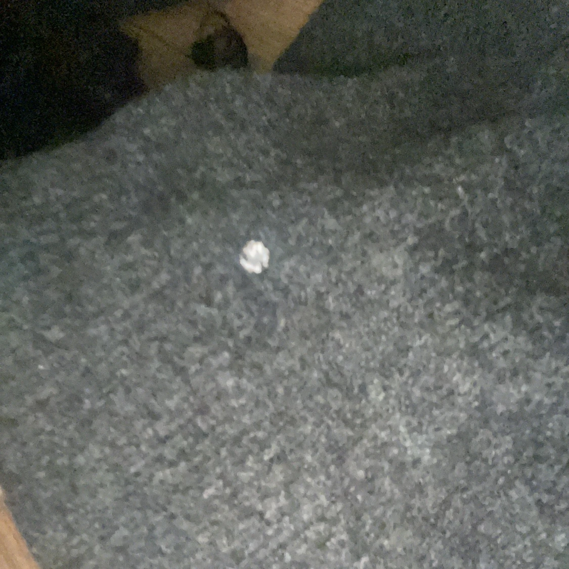 Svart stickad polotröja med paljetter - 1