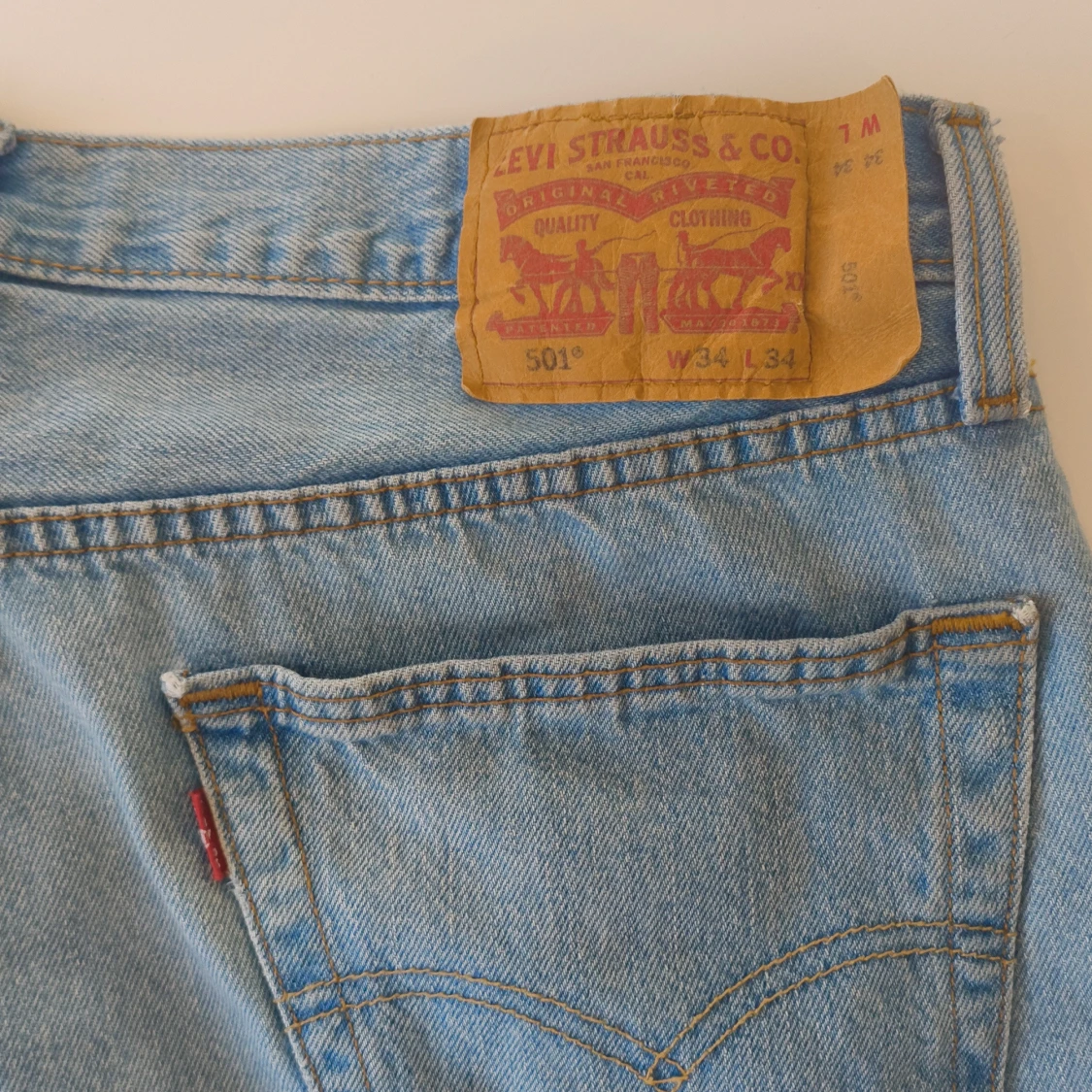 Levi's 501 ljusblå jeans W34 L34 - 2