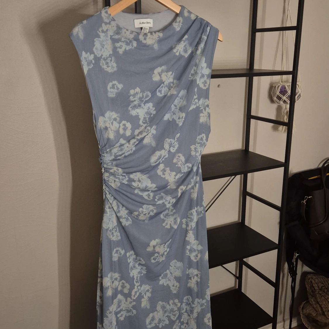 Blommig långklänning från & Other Stories - 4