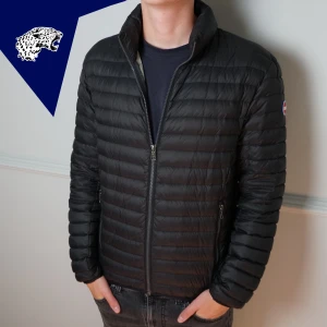 COLMAR JACKA - Snygg Colmar dunjacka | Skick: 8.5/10 | Strl: 46 (S) | Modellen är 180 cm | Hör av dig om du undrar någonting!