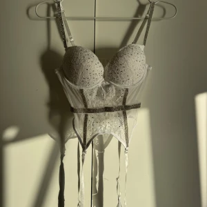 Vit BH - Vit BH köpt på New Yorker