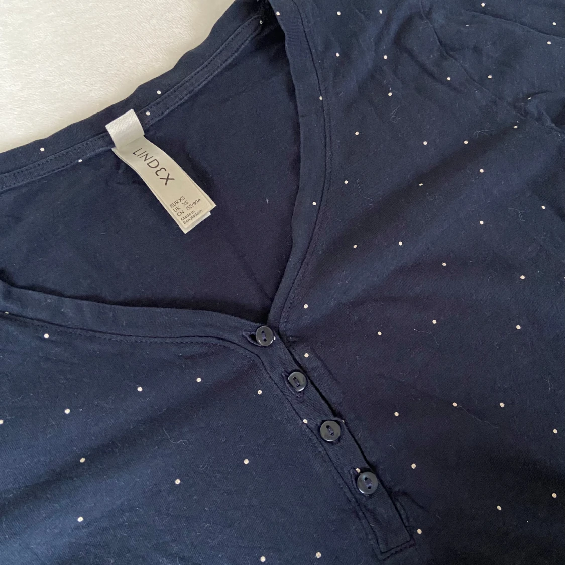 Prickig pyjamas tröja - 2