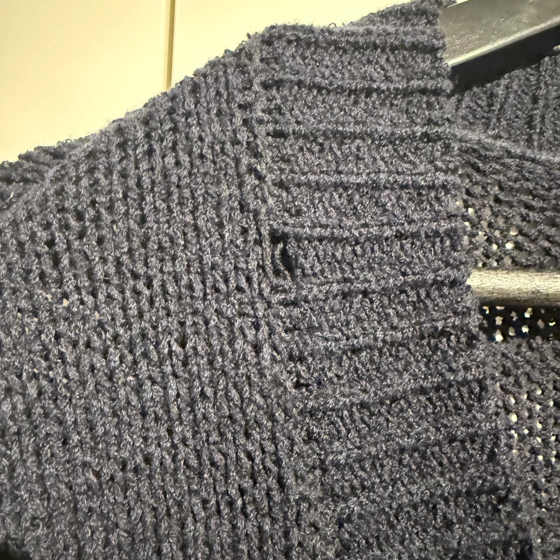 Svart Knappkofta  - 3