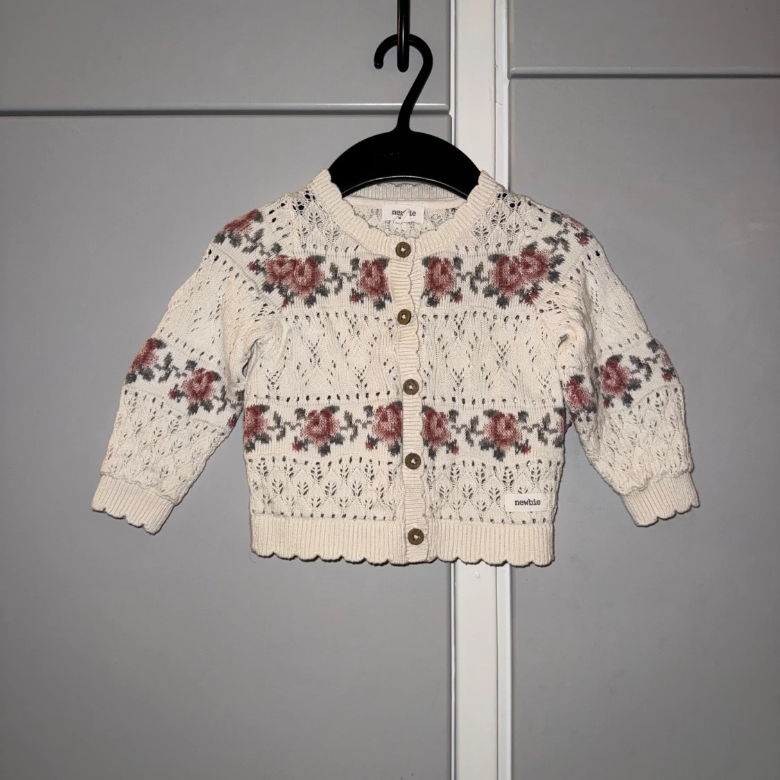 Blommig kofta från Newbie, stl 74