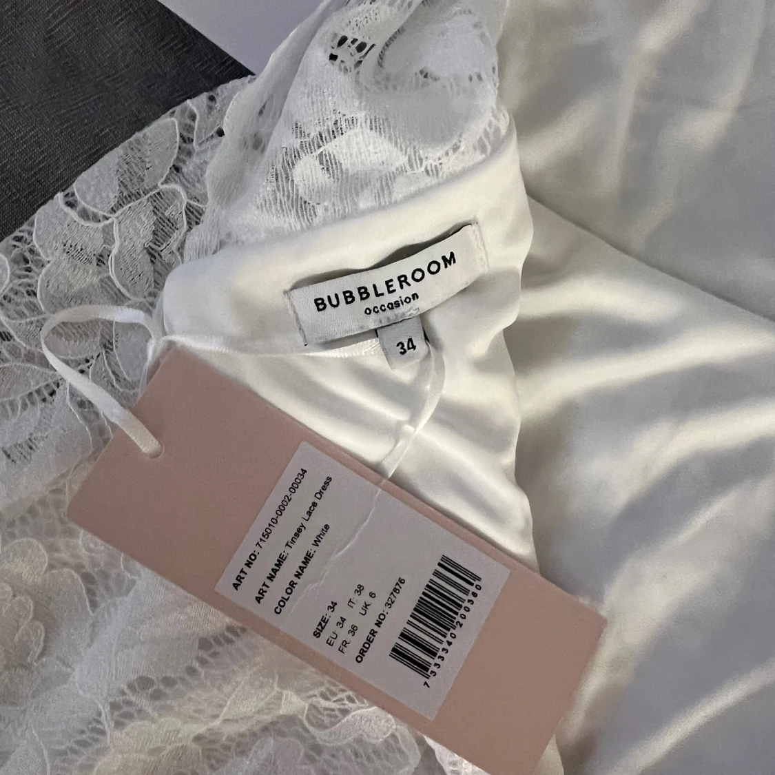 Vit spetsklänning från Bubbleroom - 2