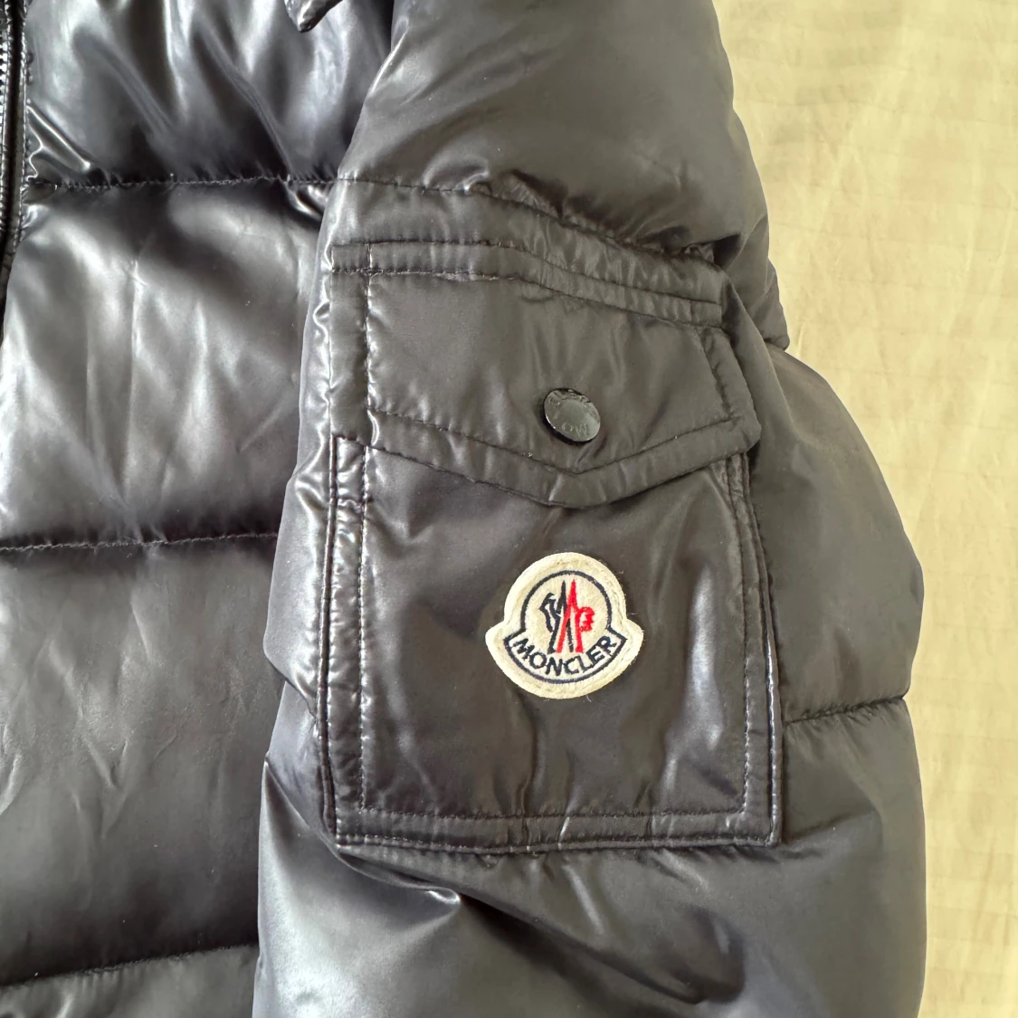 Svart pufferjacka - 3