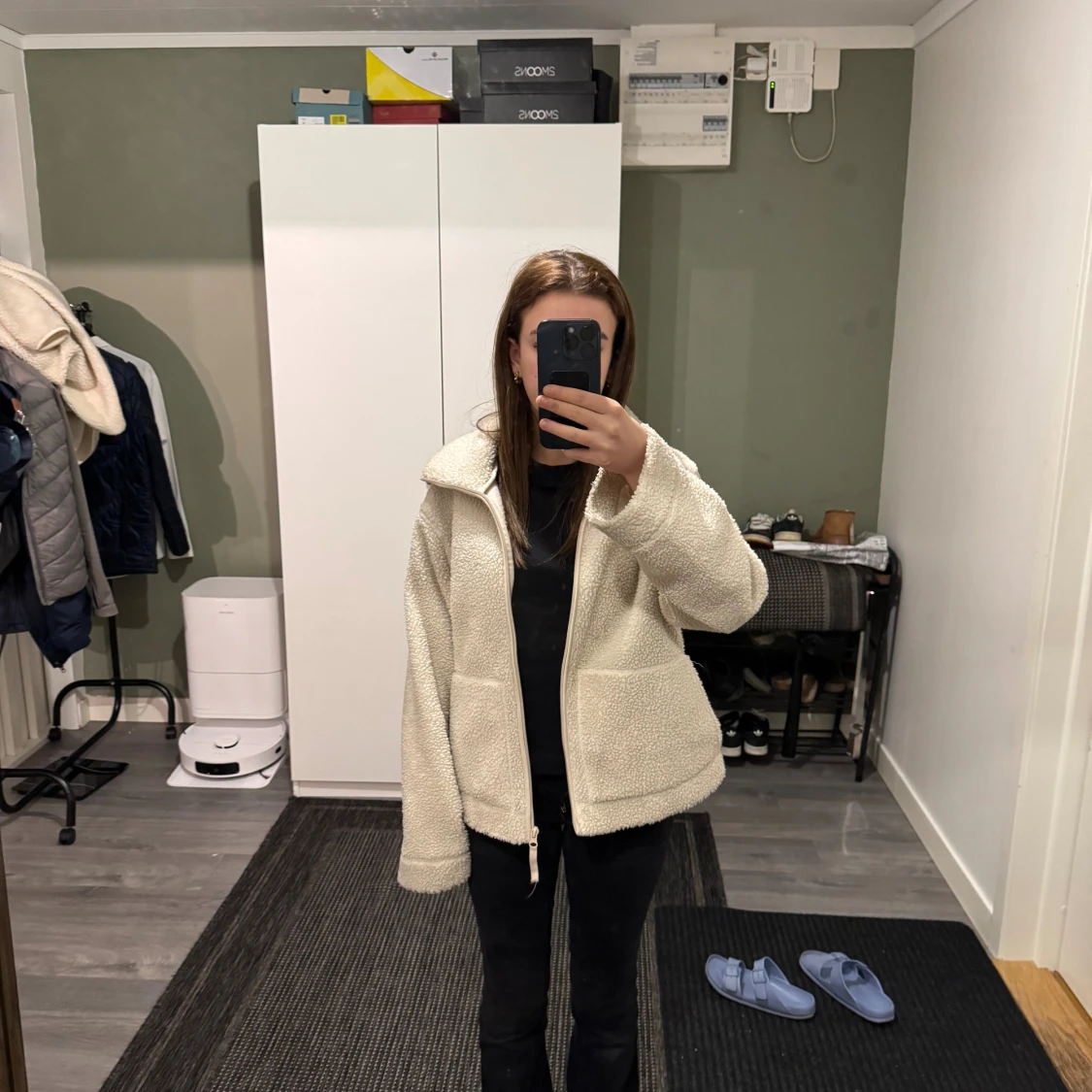 Beige teddyjacka med dragkedja - 3