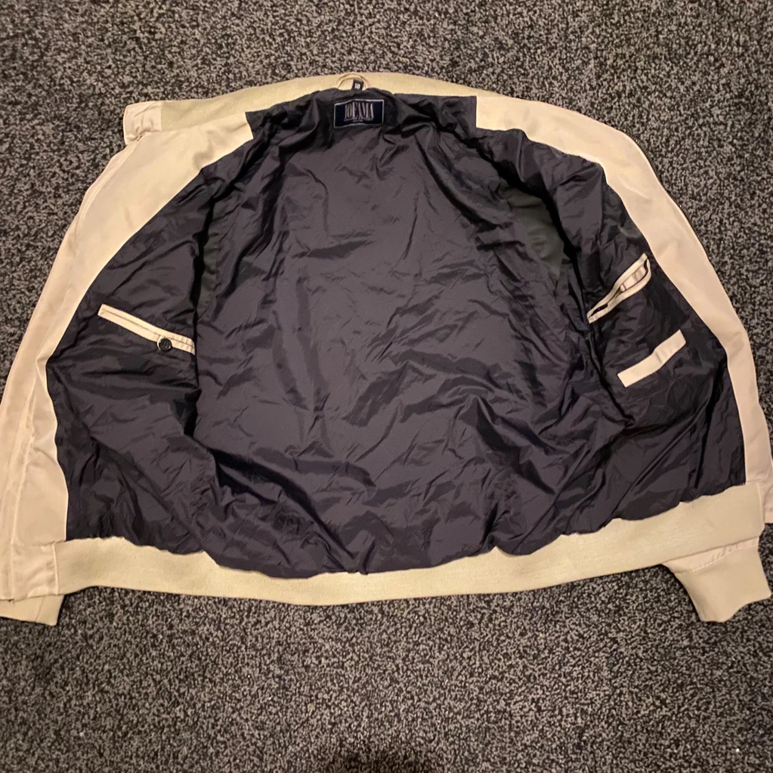 Beige bomberjacka från Jofama - 2