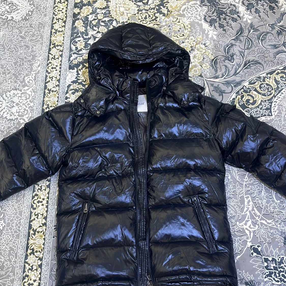 Moncler maya