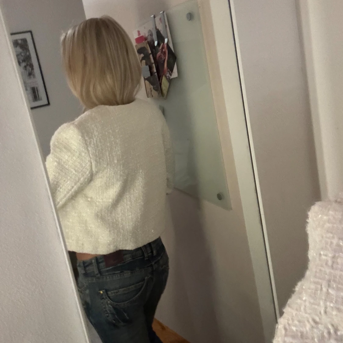 Vit croppad kavaj med knappar - 3