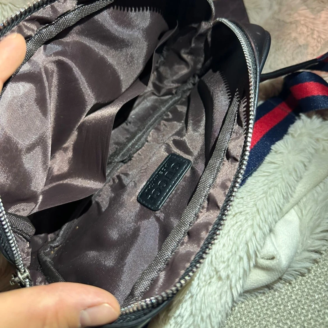 Svart axelväska från Gucci - 2