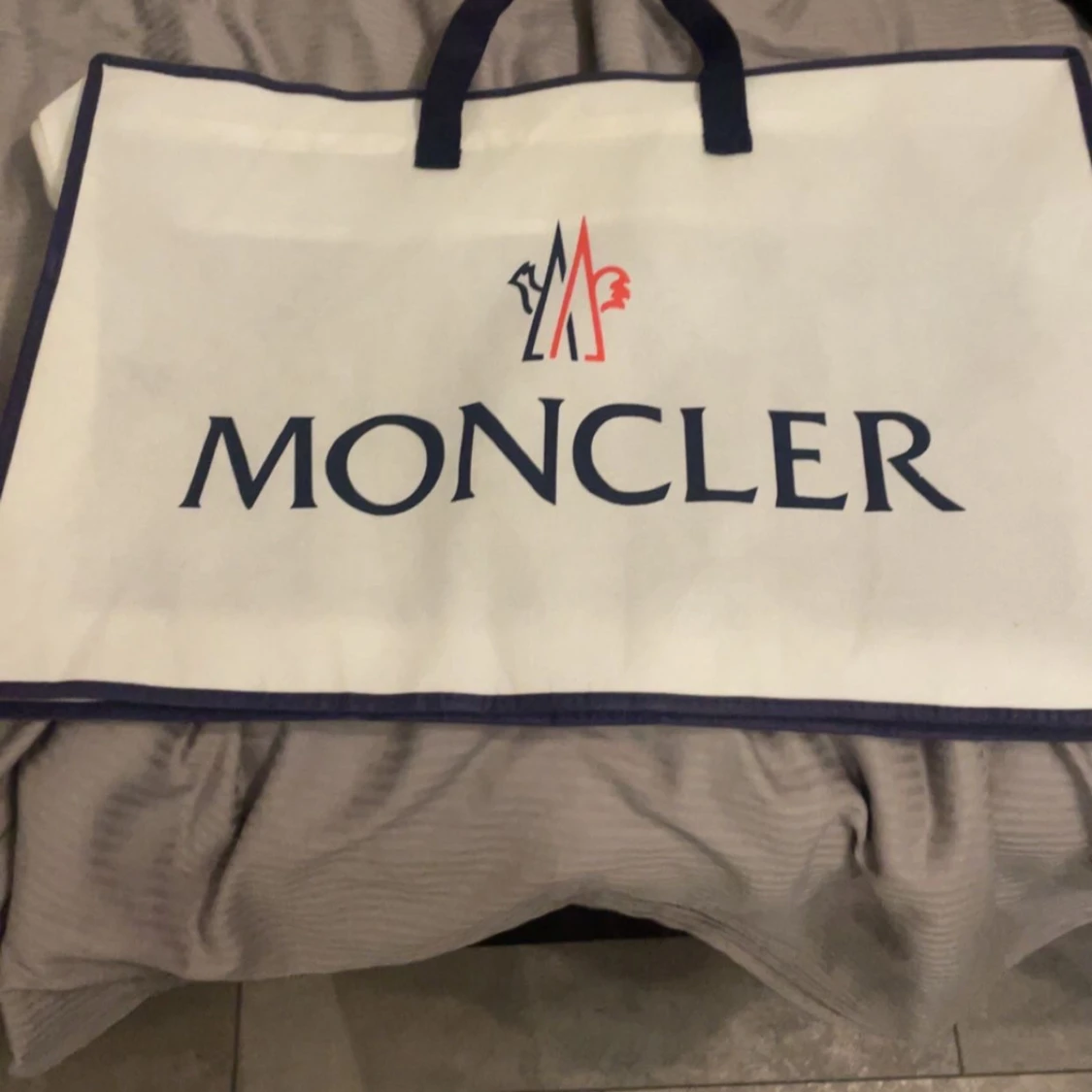 Svart Moncler pufferjacka herr - 4