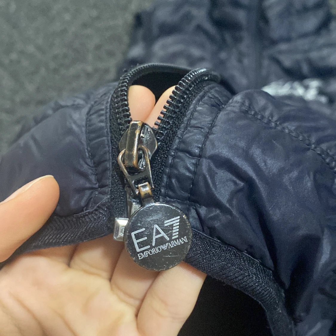 Svart dunväst från EA7 Emporio Armani - 2